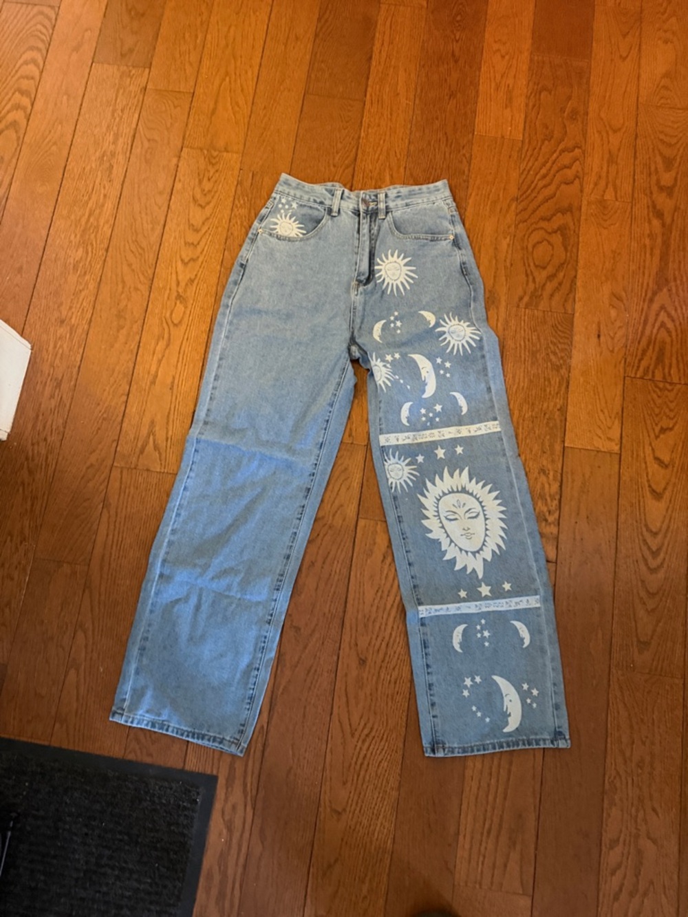 SHEIN Light Blue Straight Leg Jeans with White Celestial Prints